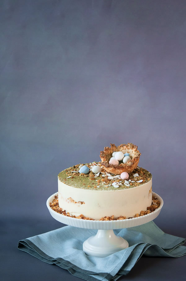 Easter Bonnet – Pineapple Coconut Carrot Cake